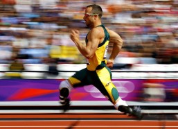 中国体育彩票：皇家马德里球迷近日狂欢，欧冠胜利激发全球白色浪潮