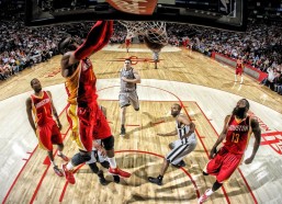 体育彩票|41岁勒布朗·詹姆斯社交媒体晒照强势宣言，历史终将铭记我的传奇足迹