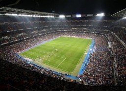 足彩网-西甲黑马比利亚雷亚尔3-1力克阿拉维斯，豪取两连胜积分直逼皇马